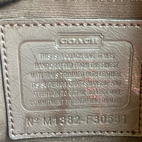 Adorable authentic Coach Bag - Picture 9 of 9